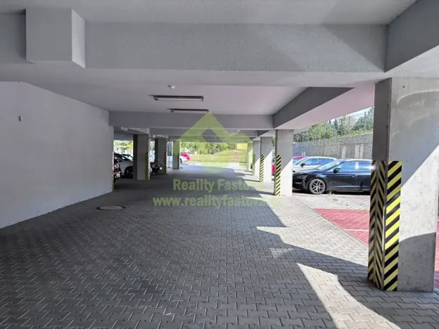 Pronájem bytu 2+kk, Plzeň, Vochovská, 48 m2