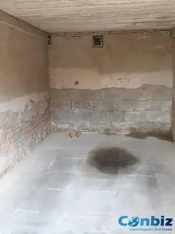 Pronájem garáže, Praha - Dejvice, Kanadská, 17 m2