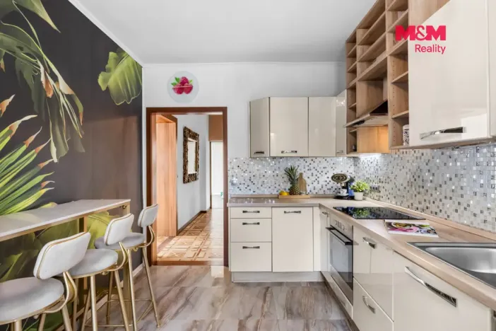 Prodej rodinného domu, Klobuky, Učitelská, 180 m2