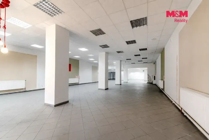 Prodej obchodního prostoru, Mariánské Lázně, Hlavní třída, 663 m2