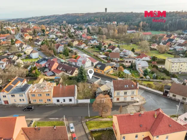 Prodej obchodního prostoru, Kladno - Švermov, Velvarská, 87 m2