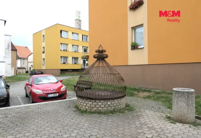 Pronájem kanceláře, Žebrák, Náměstí, 60 m2