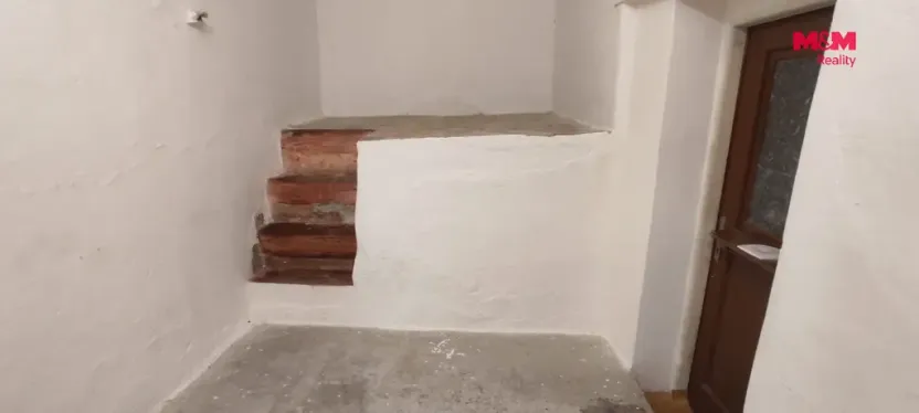 Pronájem komerční nemovitosti, Hranice - Hranice IV-Drahotuše, 29 m2