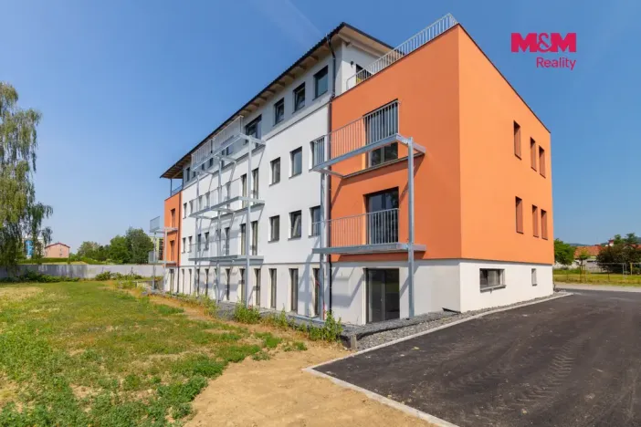 Prodej bytu 2+kk, Zubří, Hlavní, 46 m2