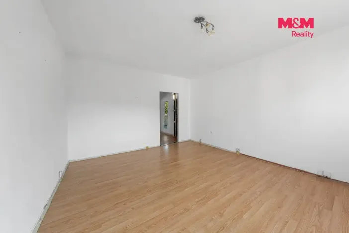 Prodej bytu 2+1, Benešov nad Ploučnicí, Sídliště, 56 m2