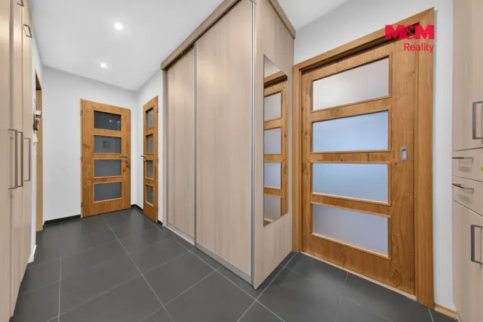 Prodej bytu 4+1, Praha - Podolí, Pujmanové, 78 m2