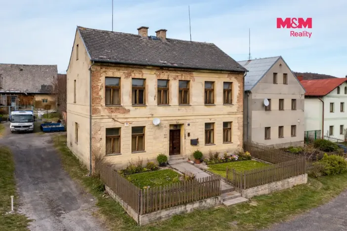 Prodej rodinného domu, Bochov - Těšetice, 200 m2