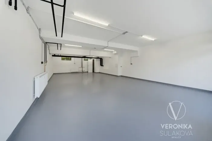Prodej obchodního prostoru, Praha - Černý Most, Šromova, 76 m2