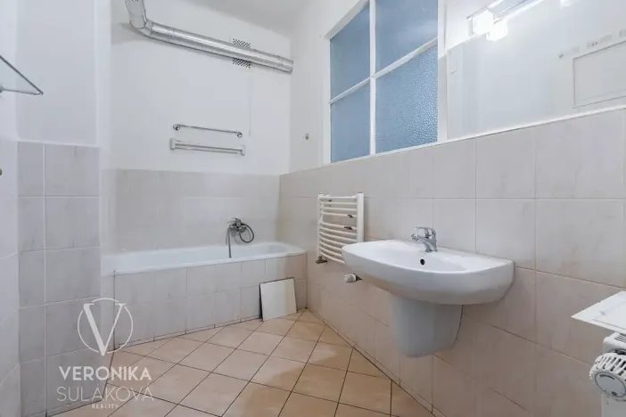Prodej bytu 4+kk, Praha - Dejvice, Evropská, 107 m2