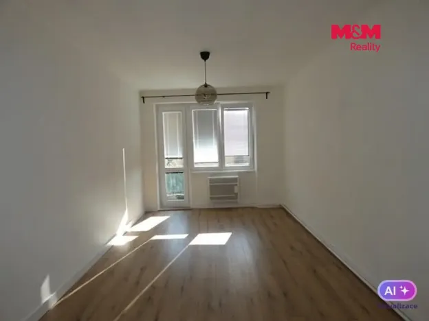 Pronájem bytu 2+1, Louny, 28. října, 56 m2