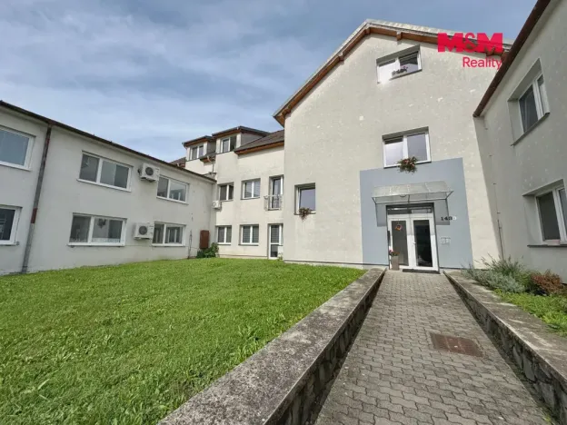 Pronájem bytu 2+kk, Bzenec, náměstí Svobody, 51 m2