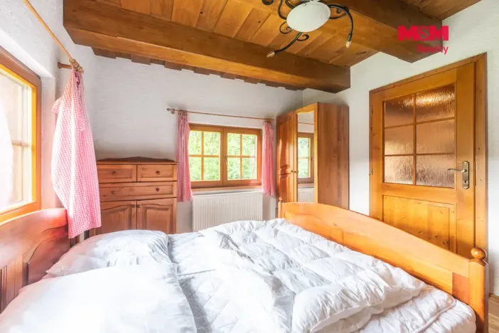 Prodej rodinného domu, Velké Karlovice, 160 m2