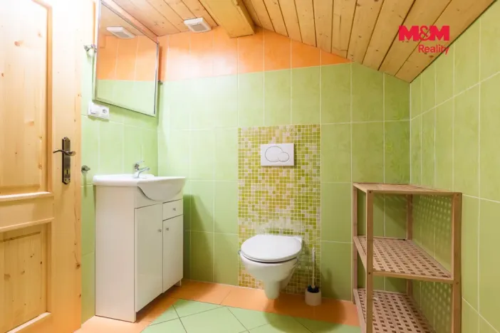 Prodej rodinného domu, Velké Karlovice, 160 m2