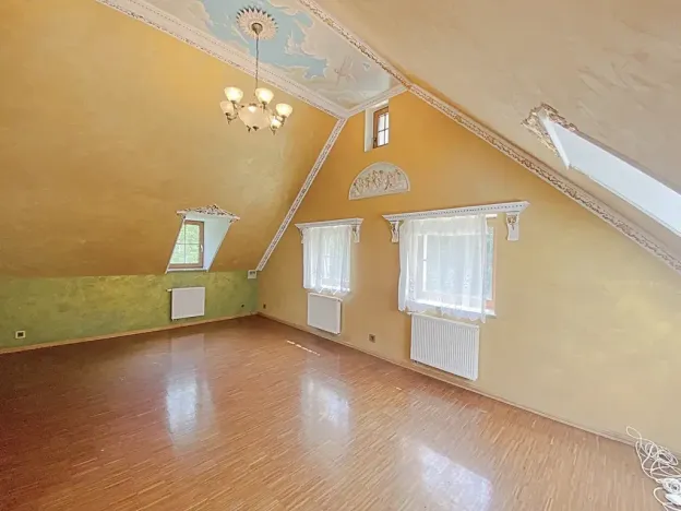 Prodej rodinného domu, Plesná, Sokolská, 200 m2