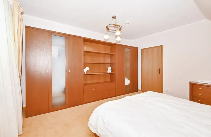 Prodej rodinného domu, Karlovy Vary, Slovenská, 147 m2