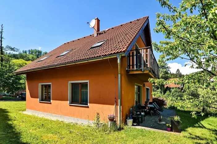 Prodej rodinného domu, Karlovy Vary, Slovenská, 162 m2