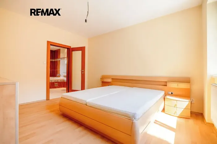 Prodej vily, Praha - Braník, Ve studeném, 358 m2