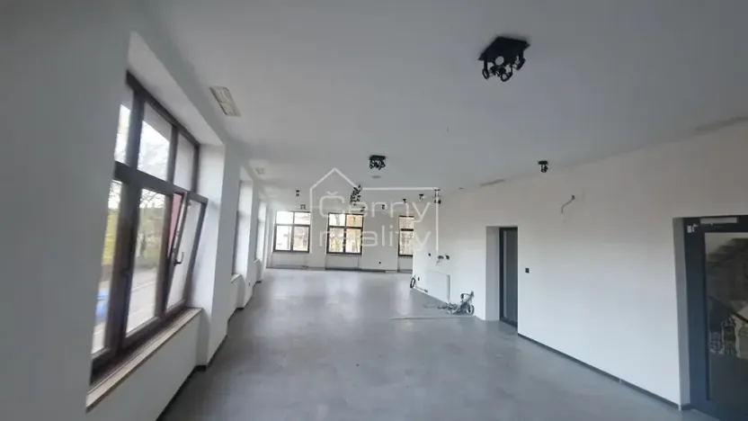 Pronájem obchodního prostoru, Hronov, Hostovského, 180 m2