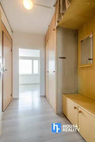 Pronájem bytu 1+kk, Praha - Řepy, Makovského, 35 m2