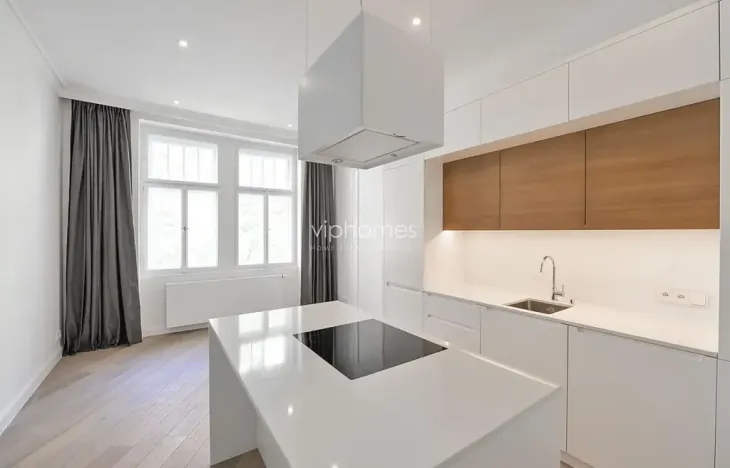 Pronájem bytu 2+kk, Praha - Vinohrady, náměstí Jiřího z Poděbrad, 54 m2