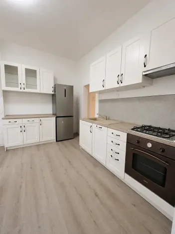 Pronájem bytu 3+1, Cheb, Karlova, 78 m2