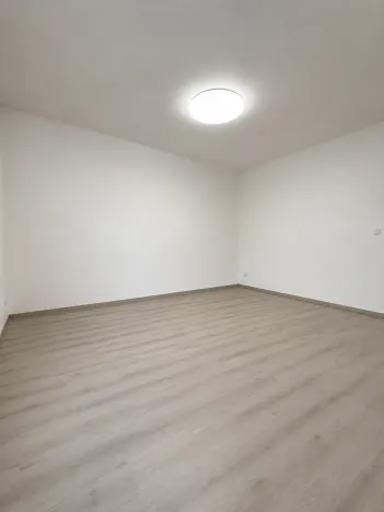 Pronájem bytu 3+1, Cheb, Karlova, 78 m2