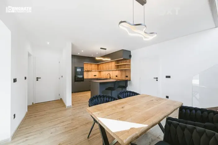 Prodej rodinného domu, Velatice, 255 m2