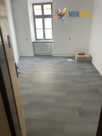 Pronájem kanceláře, Brno, Starobrněnská, 12 m2