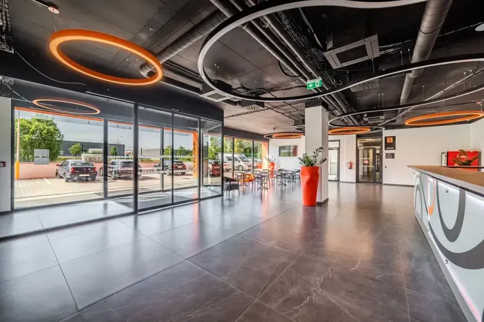 Pronájem kanceláře, Mělník, Bezručova, 100 m2