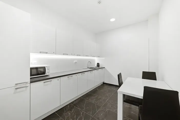 Pronájem kanceláře, Mělník, Bezručova, 100 m2