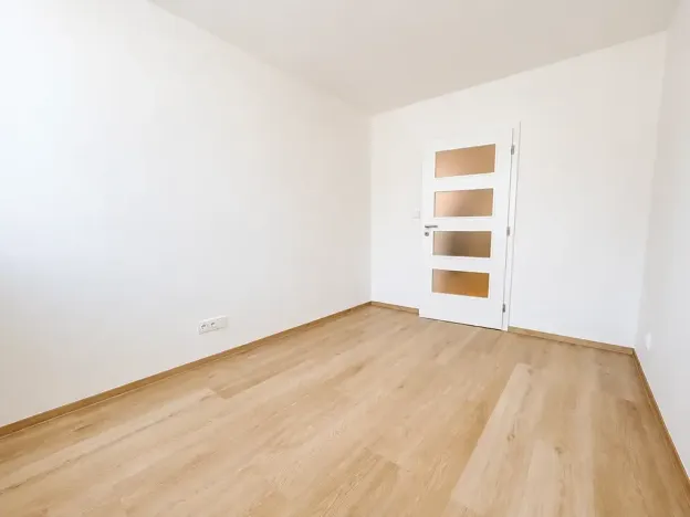 Pronájem bytu 2+kk, Kladno, Polská, 41 m2