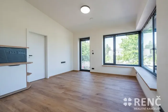 Pronájem bytu 2+kk, Brno, Výpadní, 52 m2