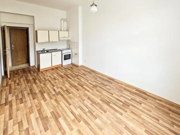 Pronájem bytu 2+kk, Praha - Žižkov, Sudoměřská, 45 m2