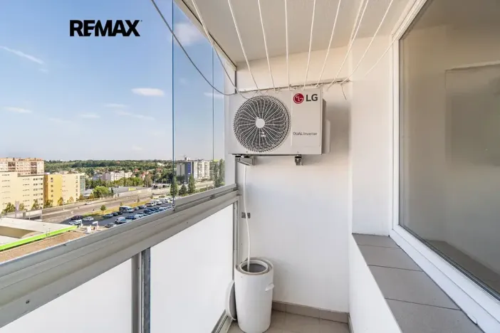 Prodej bytu 2+kk, Praha - Řepy, Šimonova, 62 m2