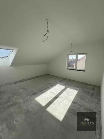 Prodej bytu 4+kk, Vysoký Újezd, V Chaloupkách, 146 m2