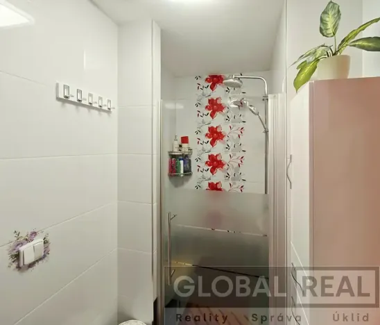 Prodej bytu 2+1, Praha - Libeň, Vacínova, 51 m2