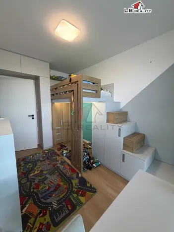 Prodej bytu 4+kk, Kolín, Zásmucká, 90 m2