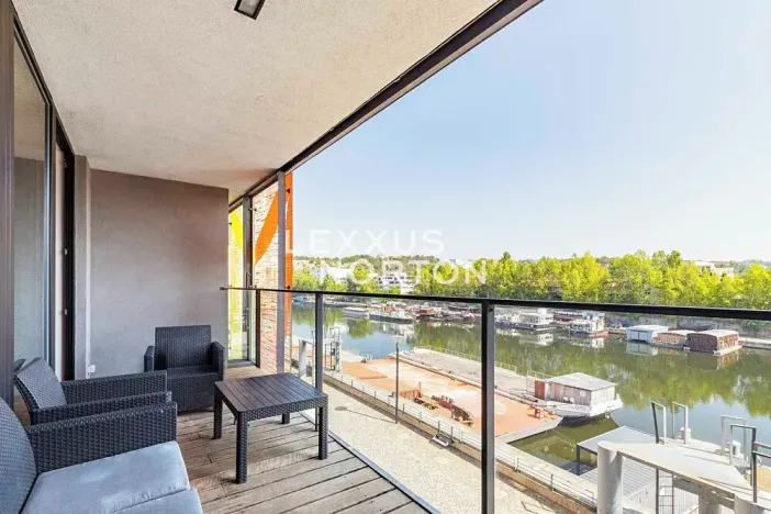 Pronájem bytu 2+kk, Praha - Holešovice, V přístavu, 71 m2