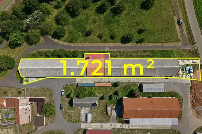 Prodej výrobních prostor, Věžky, 2200 m2