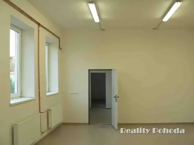 Pronájem skladu, Prostějov, Rejskova, 128 m2