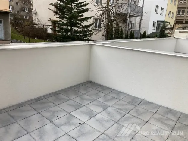 Pronájem bytu 1+kk, Zlín, Ševcovská, 33 m2