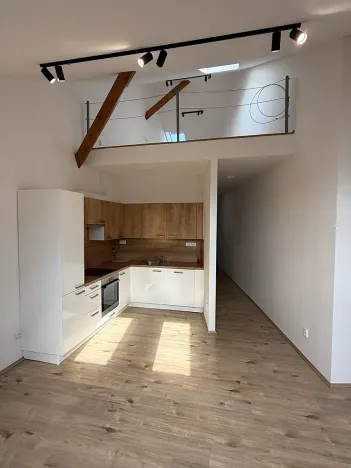 Pronájem bytu 2+kk, Liberec, Pražská, 79 m2
