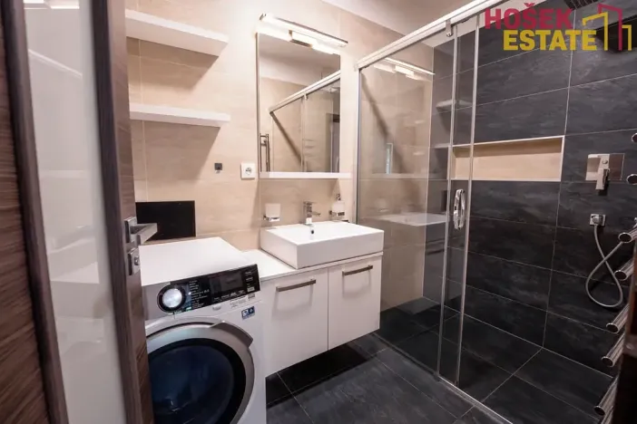 Prodej bytu 3+kk, Holubice, 89 m2
