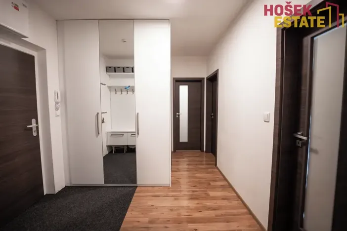 Prodej bytu 3+kk, Holubice, 89 m2