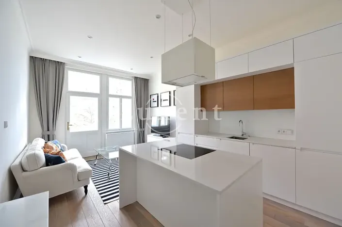Pronájem bytu 2+kk, Praha - Vinohrady, náměstí Jiřího z Poděbrad, 56 m2