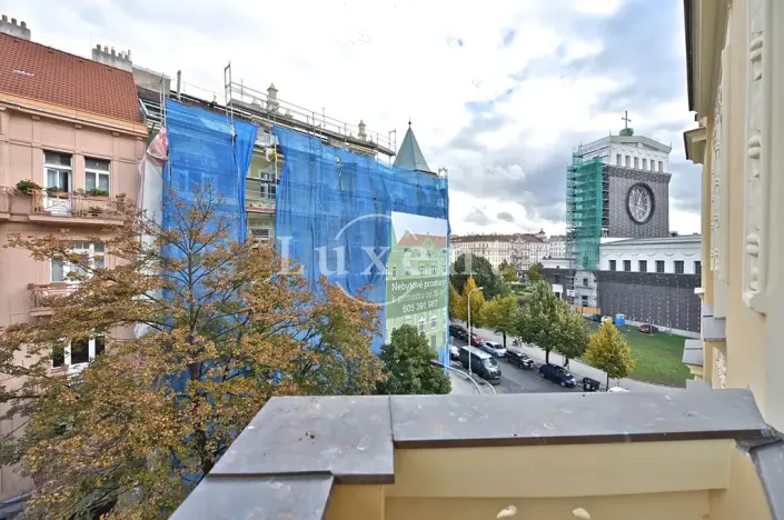Pronájem bytu 2+kk, Praha - Vinohrady, náměstí Jiřího z Poděbrad, 56 m2