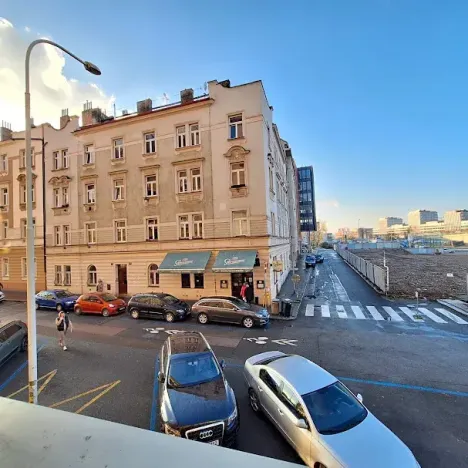Pronájem bytu 2+kk, Praha - Holešovice, Malá Plynární, 49 m2