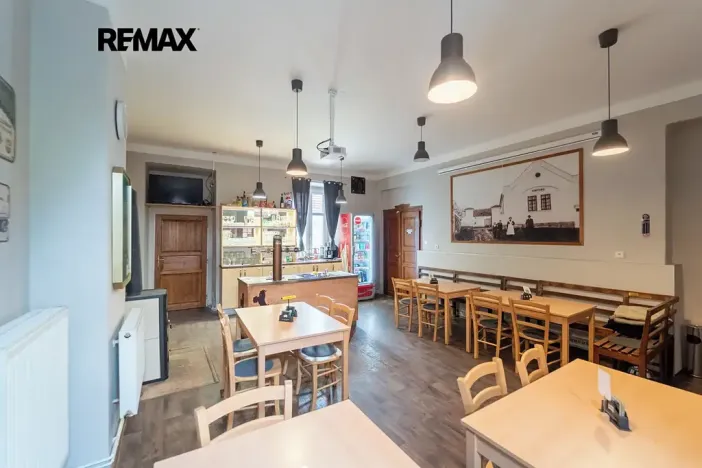 Prodej restaurace, Svinaře, Zelená Hora, 500 m2
