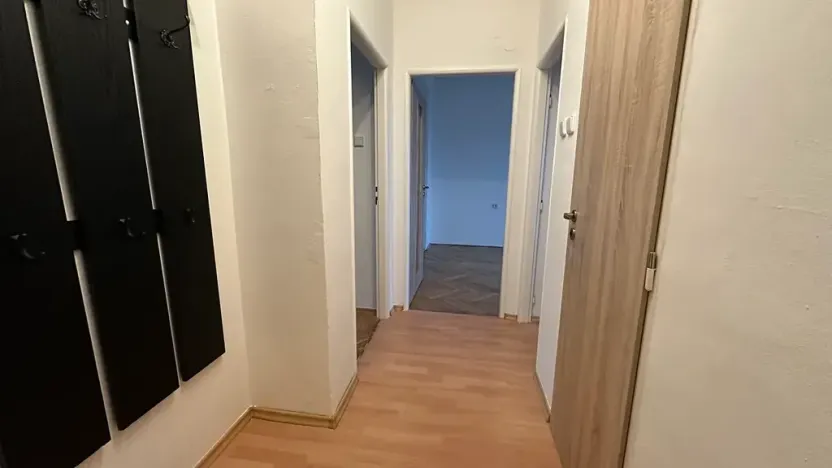 Pronájem bytu 2+1, Bánov, 55 m2