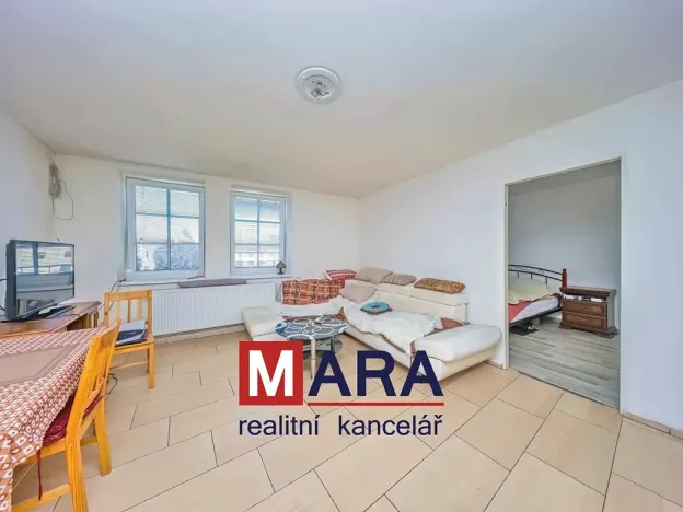 Prodej obchodního prostoru, Tovačov, Náměstí, 739 m2